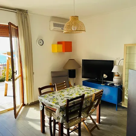 Casa Vittoria - Panoramic Sea View - Vista Mare *