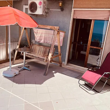 Casa Vittoria - Panoramic Sea View - Vista Mare 文蒂米利亚